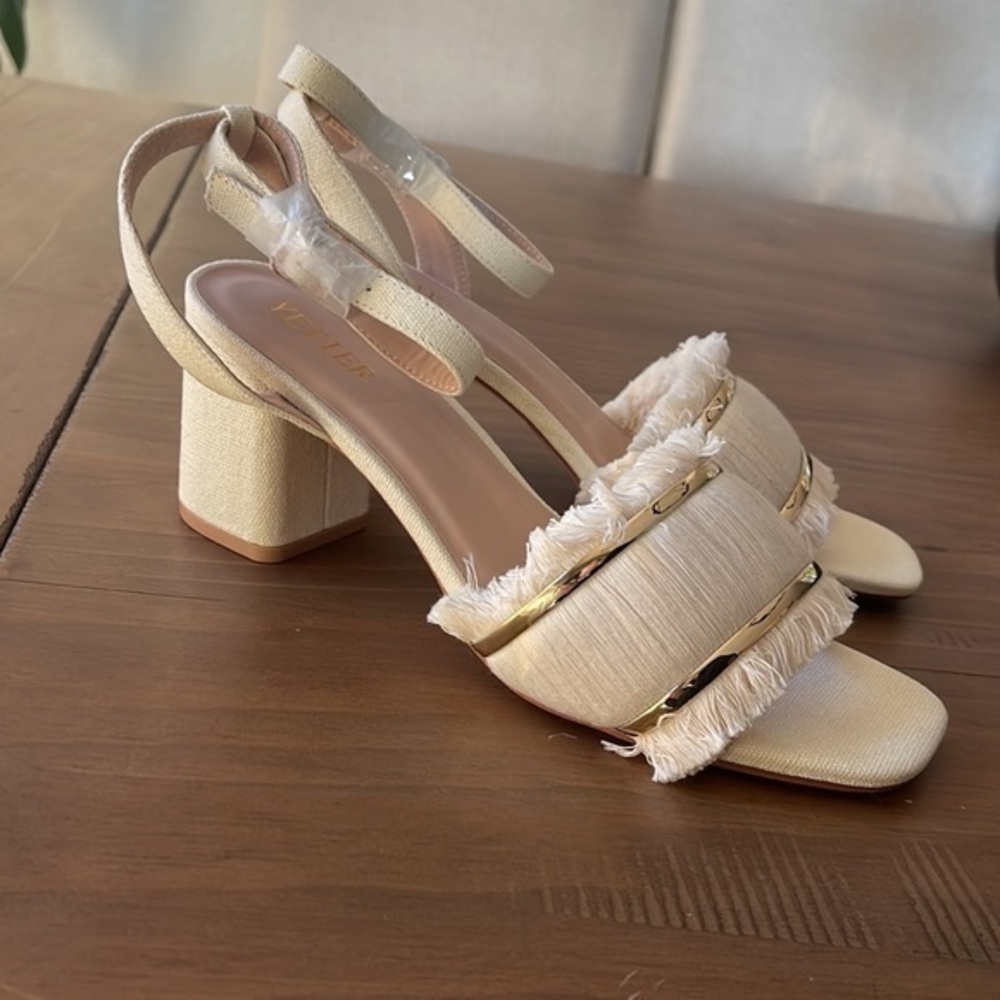 Ivory Delicate Block Heel Sandal